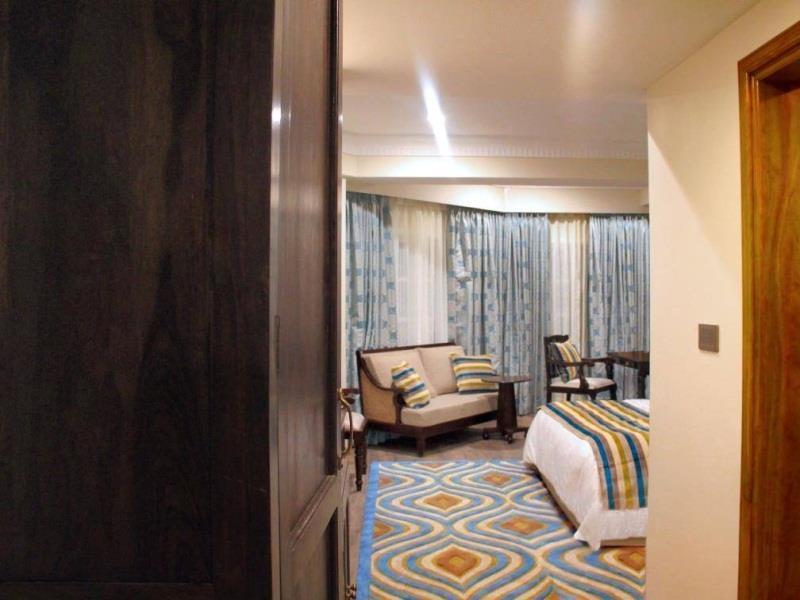 Fragrant Nature Kochi - A Five Star Classified Hotel Buitenkant foto A room at the hotel